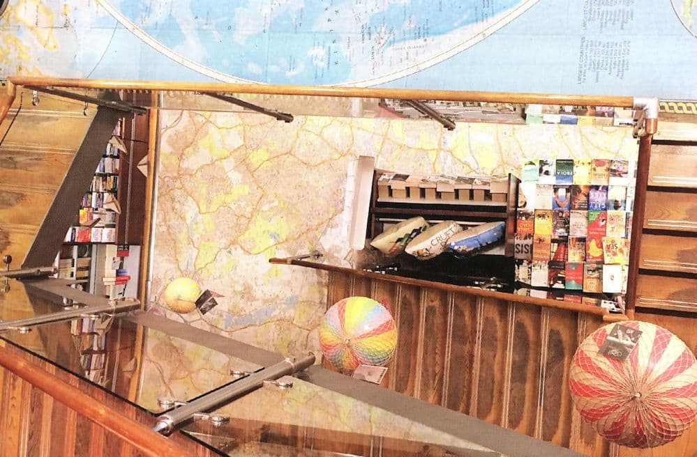 Stanfords London Map & Travel Bookstore Book Shop Postcard