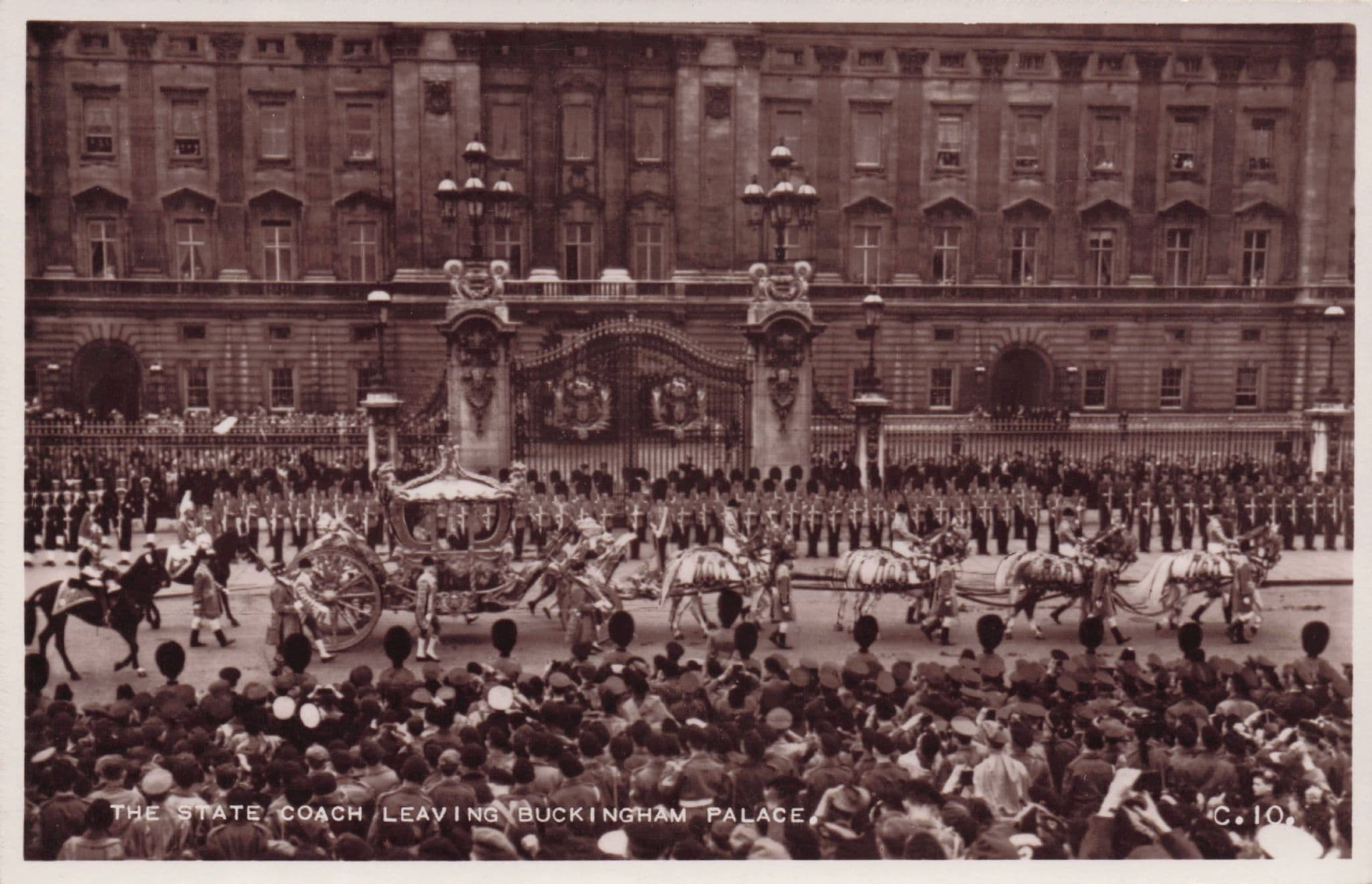 State Coach Leaving Buckingham Palace Queen Elizabeth Coronation Postcard