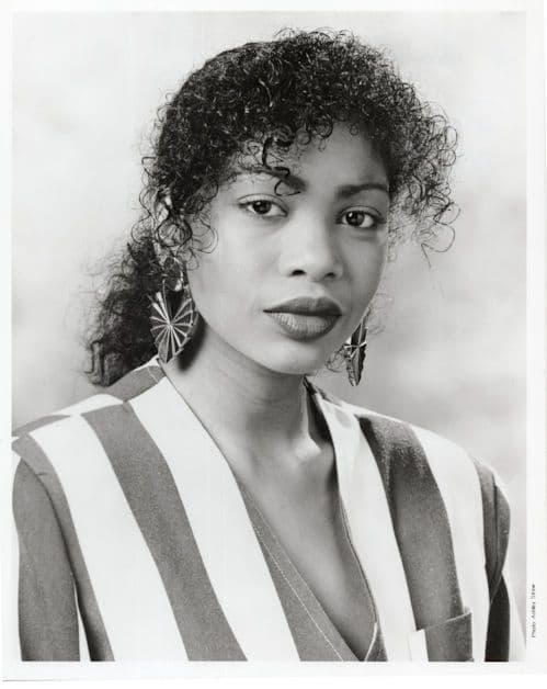 Stephanie Charles Ruthless Shameless The Paynes 10x8 Hand Signed Photo