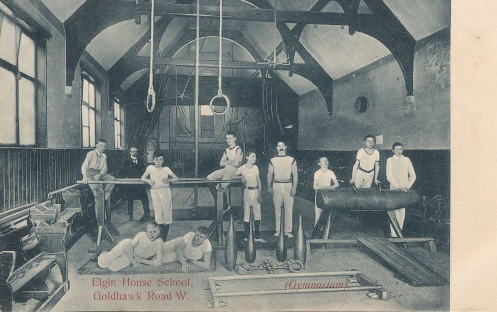 Students In Gym at Elgin House School Shepherds Bush London Postcard