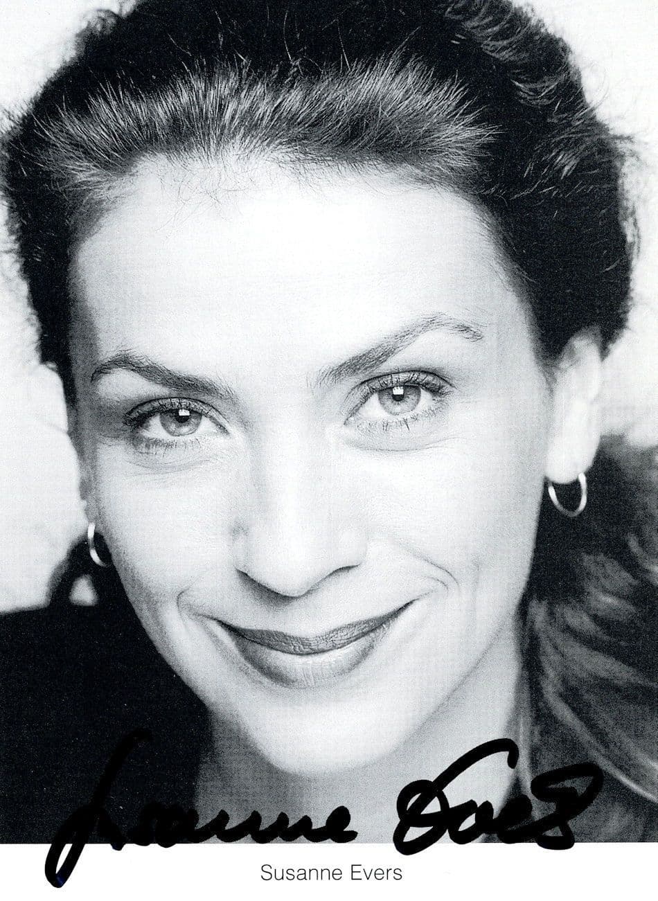 Susanne Evers Lindenstrasse German Actress Hand Signed Photo