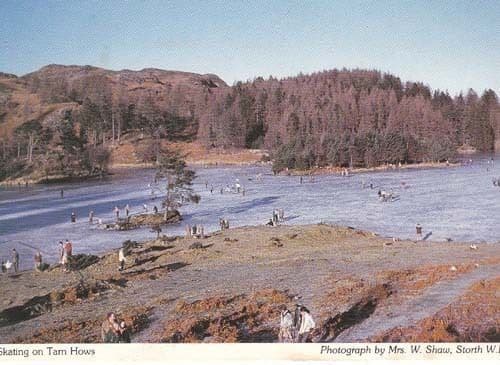 Tam Hows Skating Cumbria Rare Womens Institute Postcard