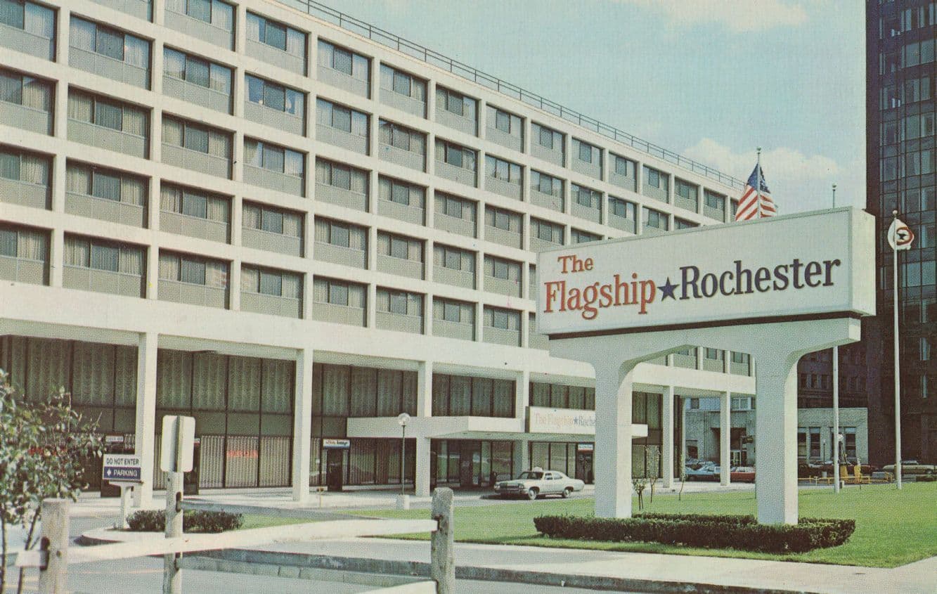 The Flagship Motel Rochester New York USA 1970s Postcard