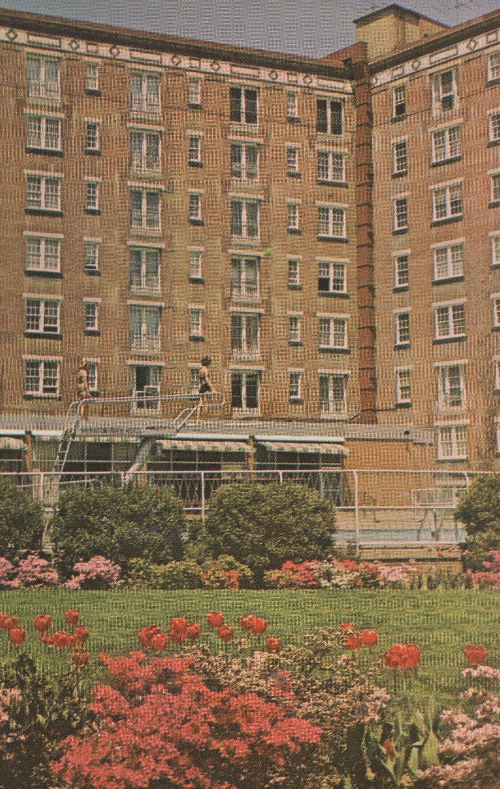 The Sheraton Park Hotel & Motor Inn Washington USA Postcard