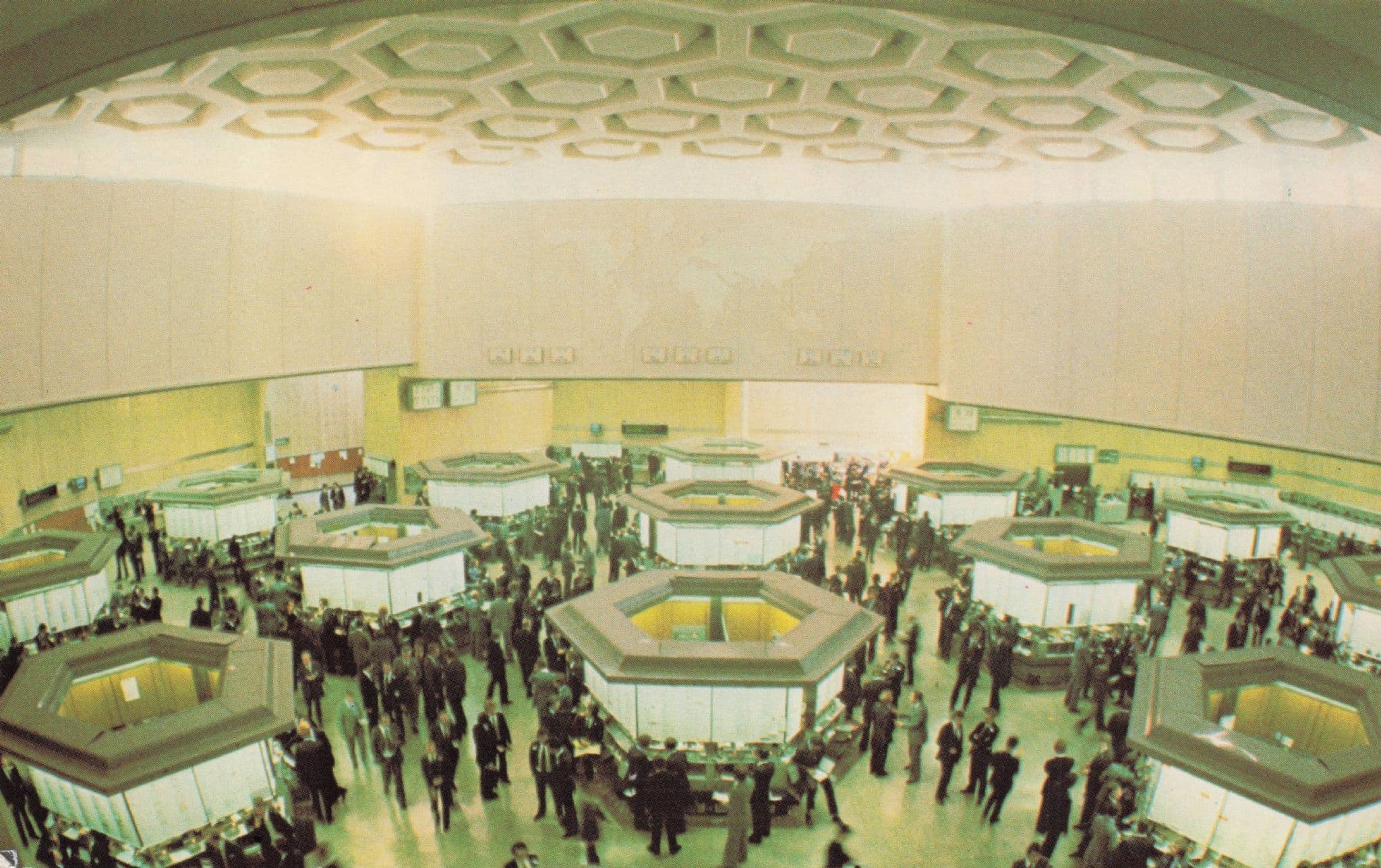 The Stock Exchange Trading Floor London Rare 1980s Postcard