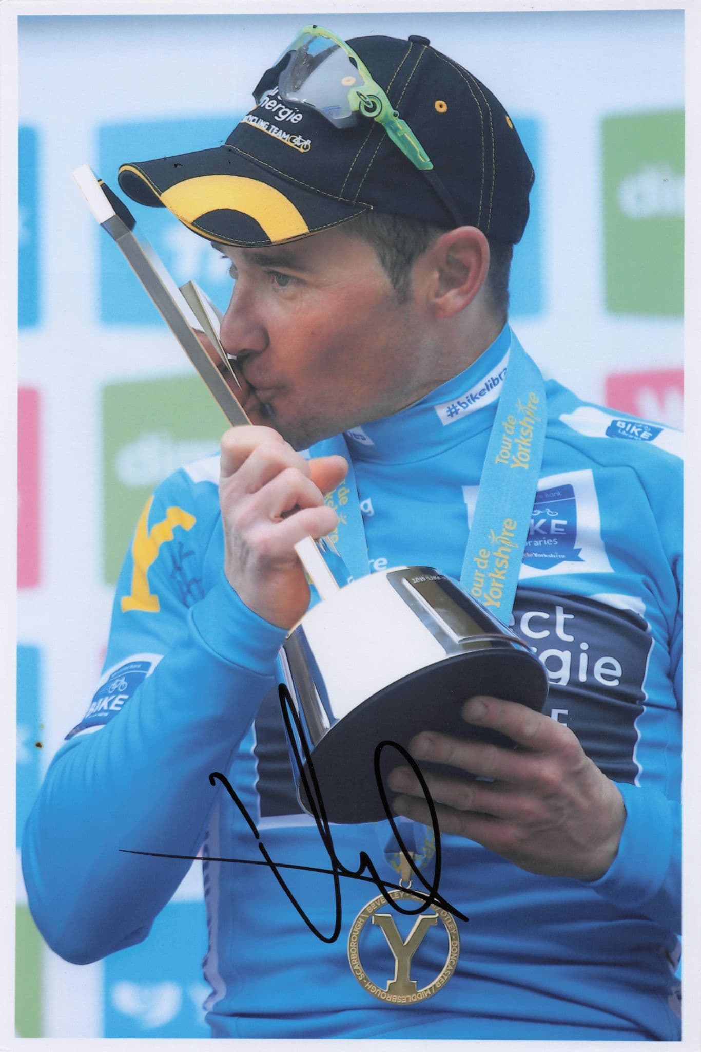Thomas Voeckler French Cycling 2016 Tour De Yorkshire 12x8 Hand Signed Photo