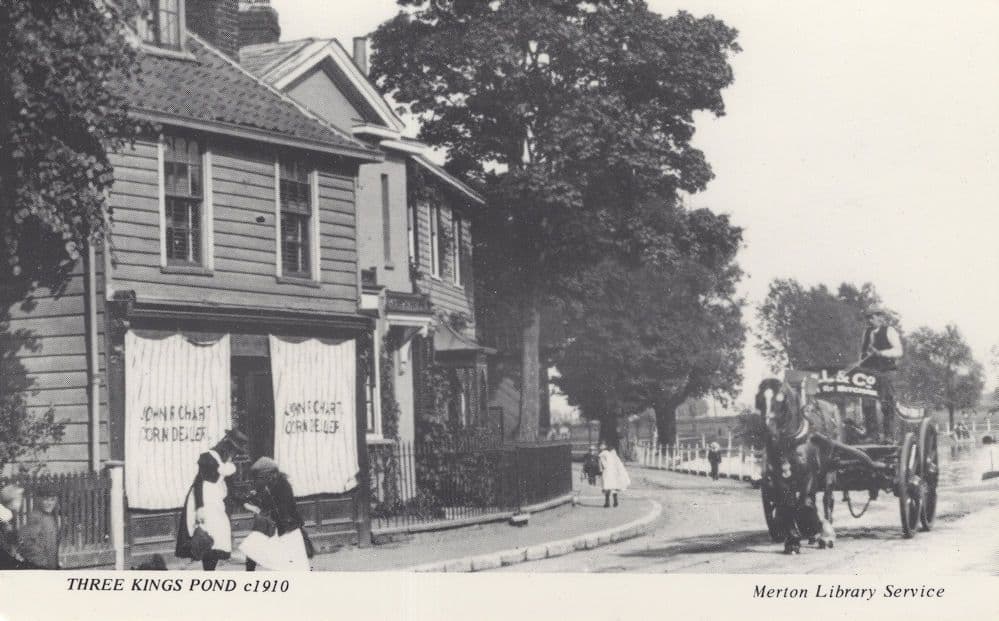 Three Kings Pond Pub Merton Surrey Postcard