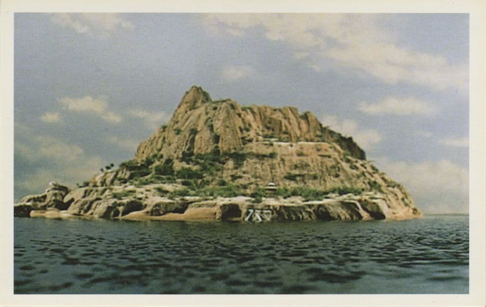Tracy Island In Thunderbirds Episode 13 Gerry Anderson Postcard