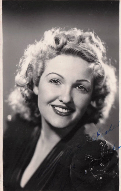 Valerie Sadler 1940s Glamour Actress WW2 War Hand Signed Photo