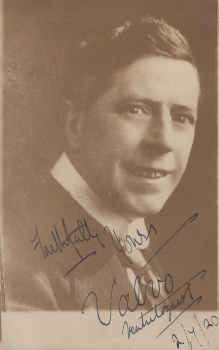 Valvo Antique Edwardian Ventriloquist Hand Signed Photo