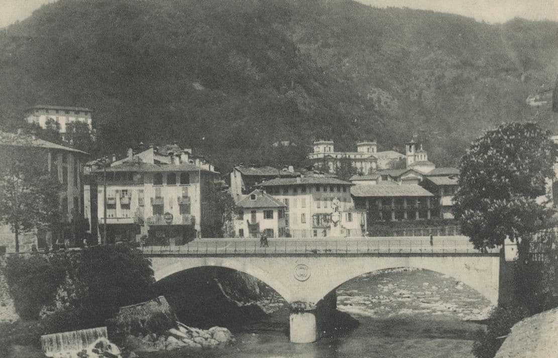 Varallo Sesia Generale Antonini Monumento Al Italian Postcard