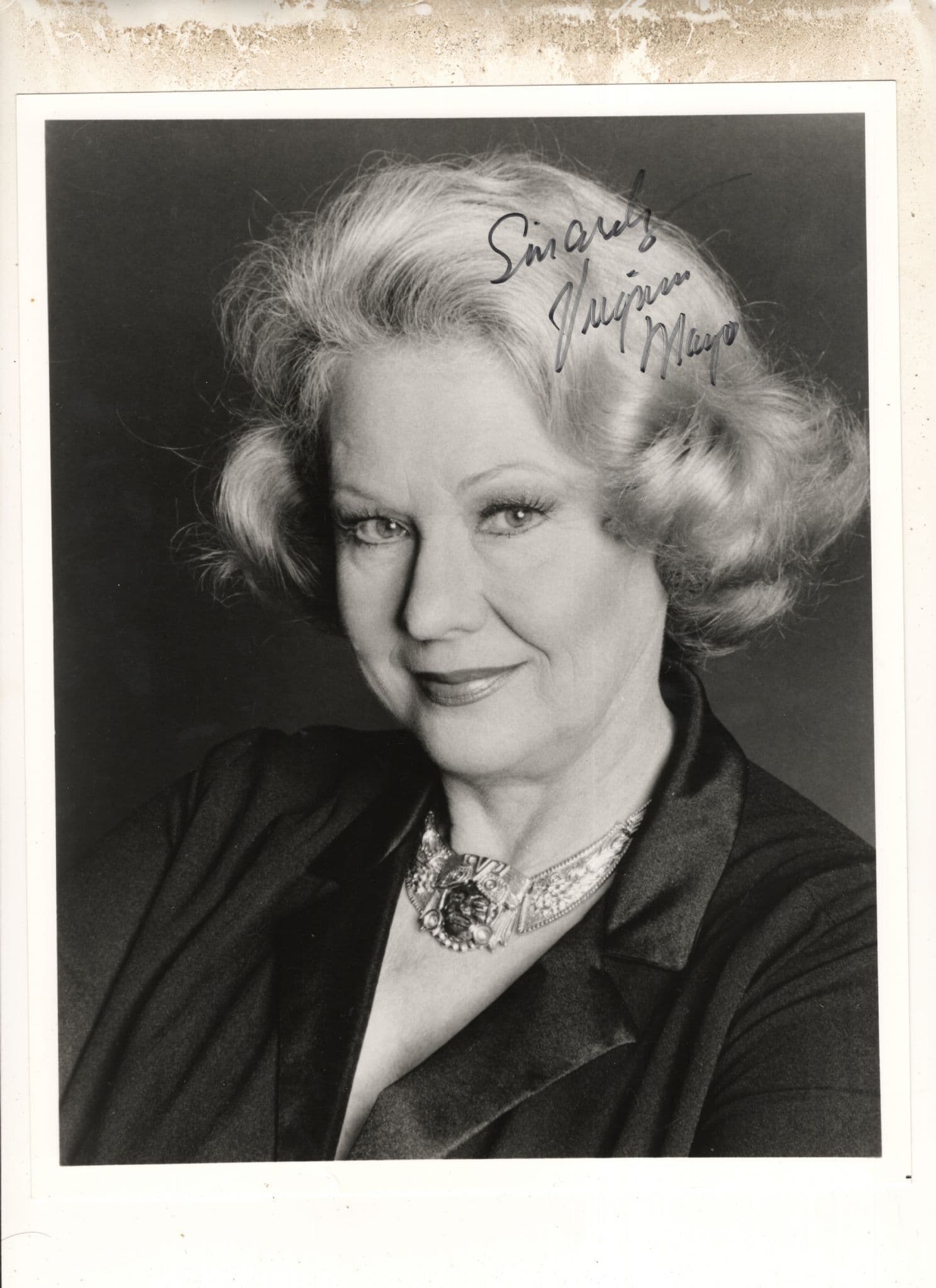 Virginia Mayo Epic Actress Stunning 10x8 Hand Signed Photo
