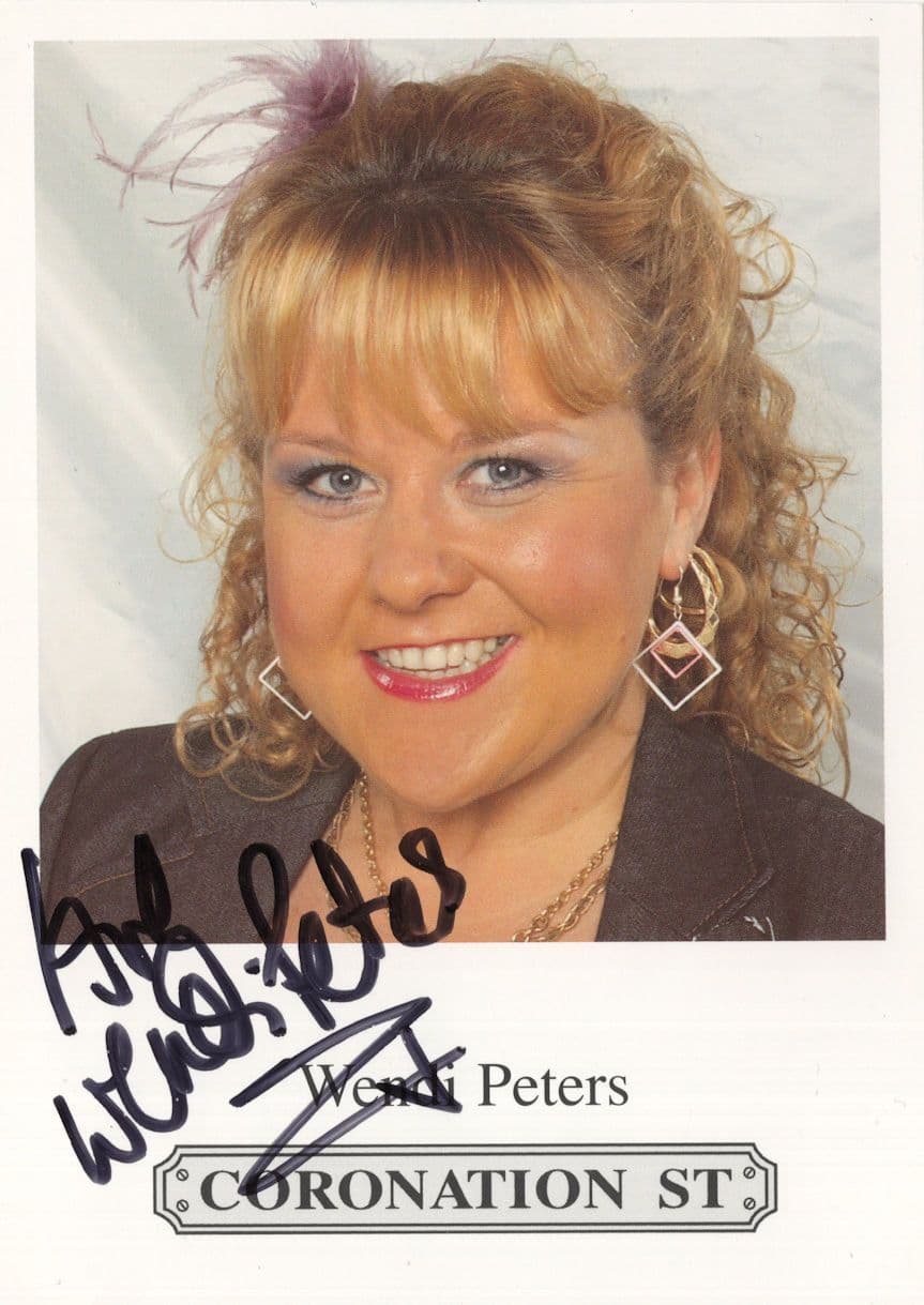 Wendi Peters Coronation Street Hand Signed Cast Card Photo (1)
