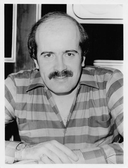 Willie Thorne & Amazing Jewellery Watch Snooker 9x6 Press Photo