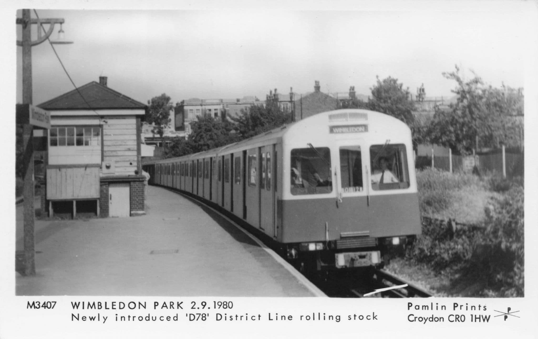 Wimbledon London Old Tube Underground Train Pamlin Prints Railway RPC Postcard