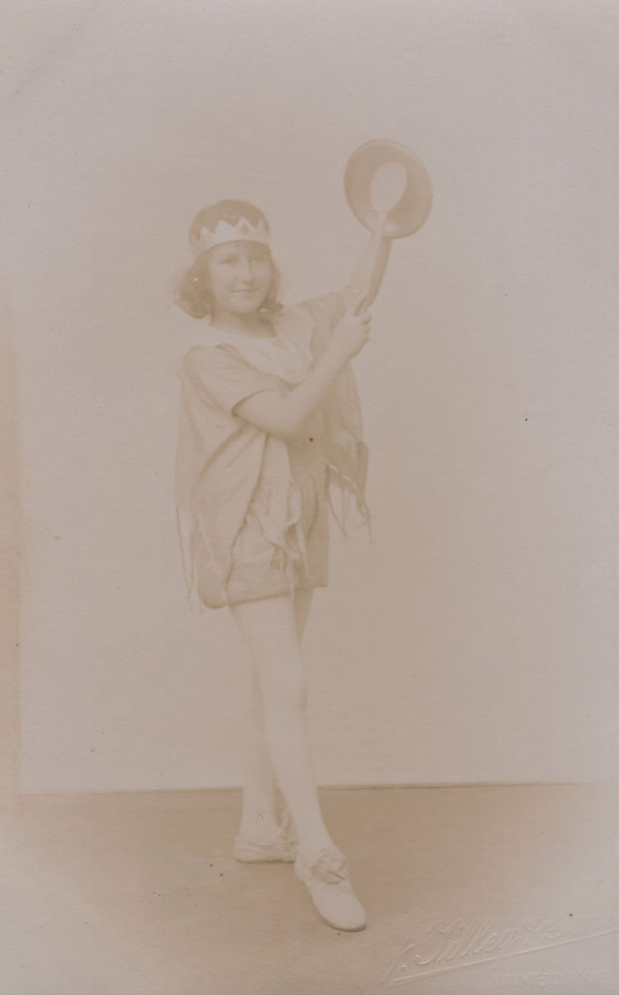 Wimborne Dorset Child Dancing Playing Drums Queen Hat Dorset Postcard