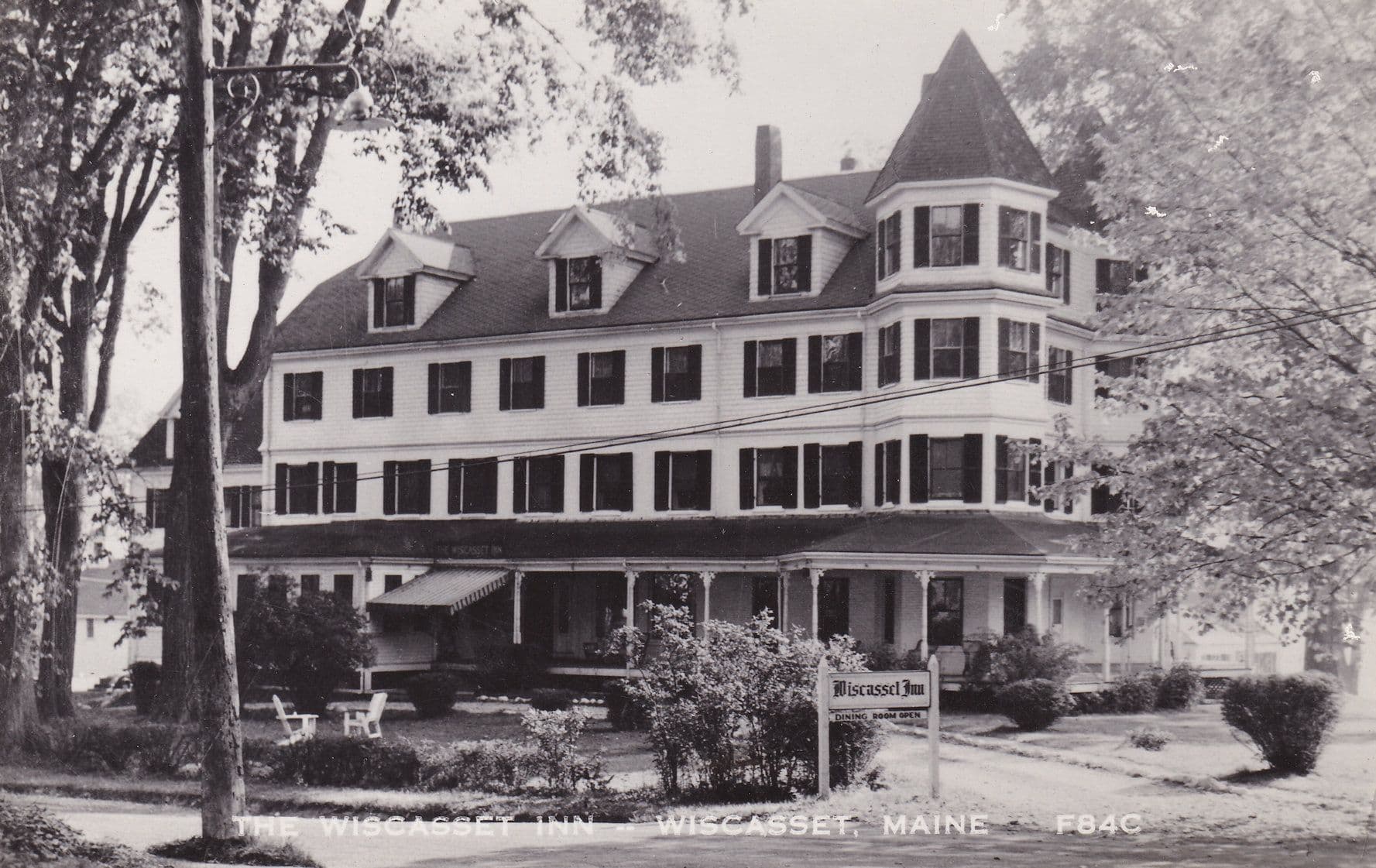 Wiscasset Inn Wiscasset Maine Canada Vintage Real Photo Postcard