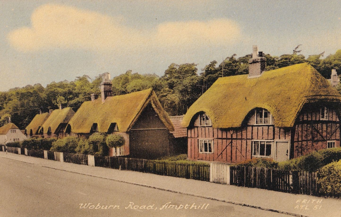 Woburn Road Ampthill Bedfordshire 1960s Postcard
