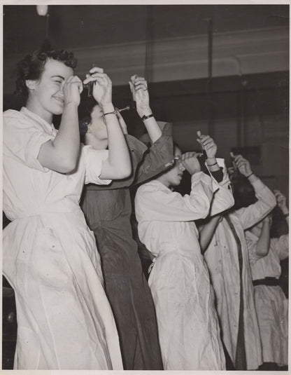 Womens Medical Corps War WW2 Nurse London 10x8 Press Photo