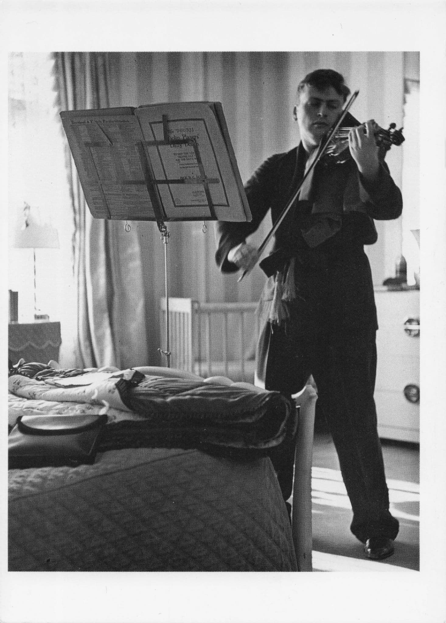 Yehudi Menuhin Violinist Historic Photo Lucien Aigner Postcard