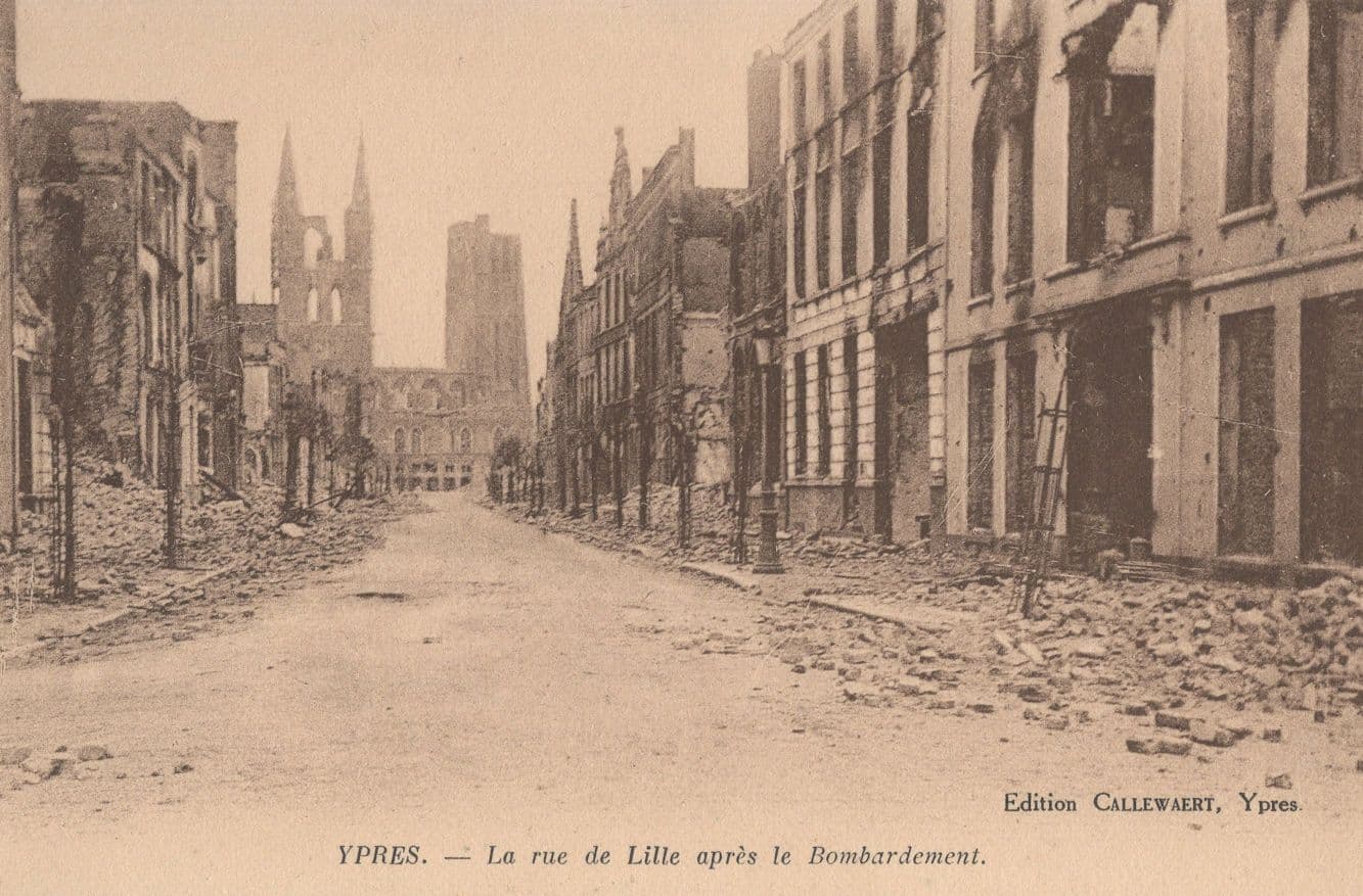 Ypres La Rue De Lille Apres Le Bombardement WW1 Postcard