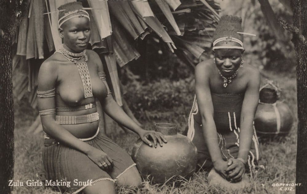 Zulu Girls Making Snuff Smoking Tobacco Old Real Photo African Postcard